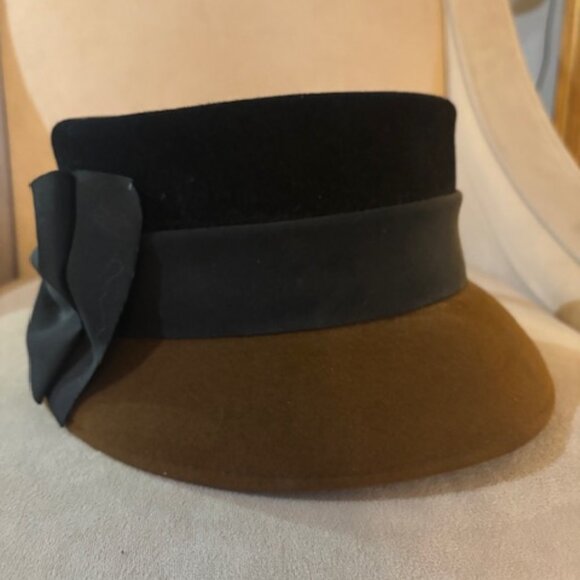 Tracy Tooker Hat - Picture 1 of 5